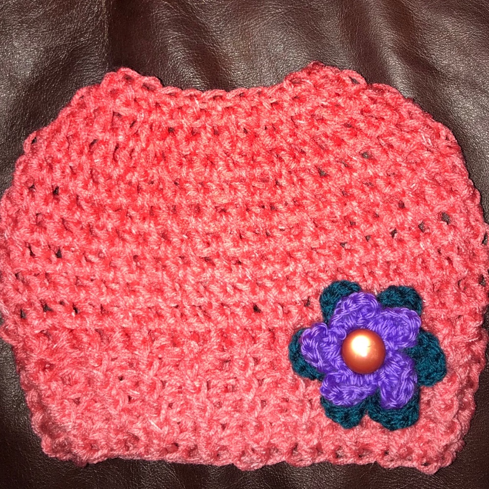 Messy Bun Beanie - Picture 1 of 7